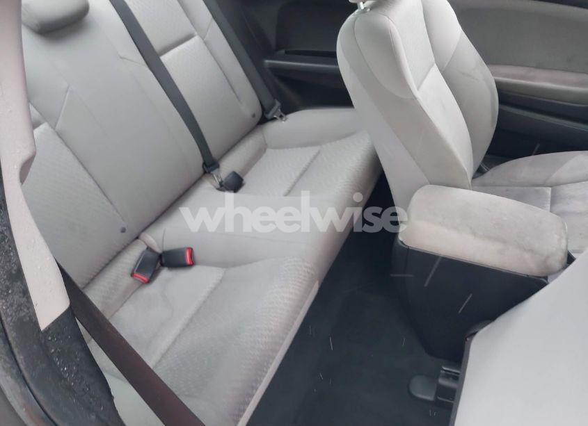 Photo 8 of 2015 Honda Civic LX (VIN 2HGFG3B52FH526166)