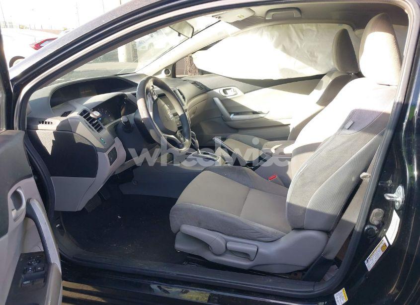 Photo 5 of 2012 Honda Civic LX (VIN 2HGFG3B53CH505368)