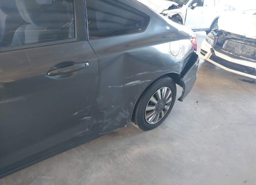 Photo 6 of 2012 Honda Civic LX (VIN 2HGFG3B53CH535549)