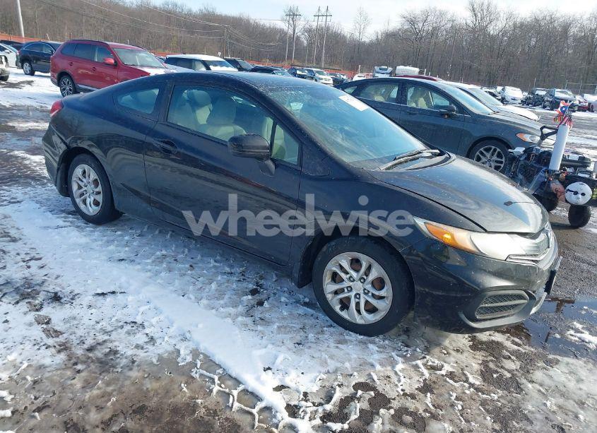 2015 Honda Civic LX (VIN 2HGFG3B53FH506413) main photo