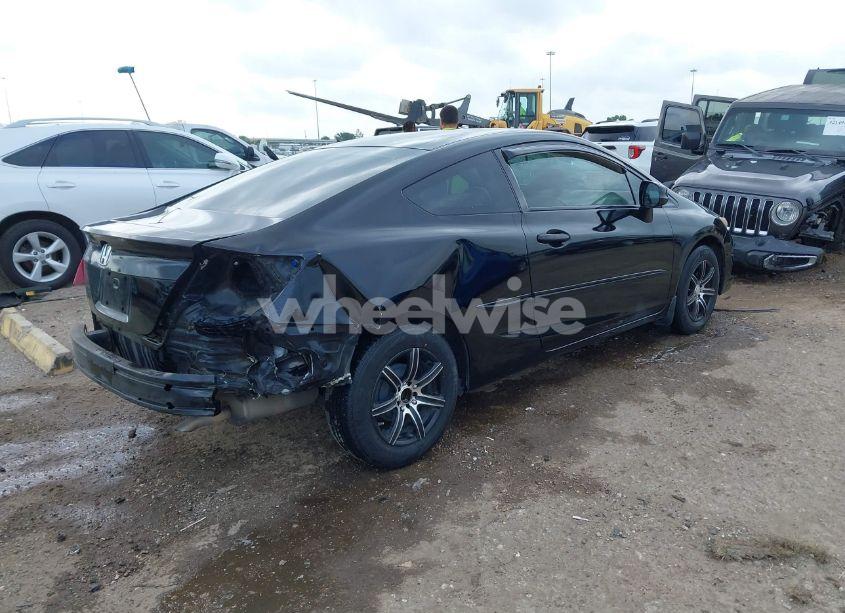 Photo 4 of 2012 Honda Civic LX (VIN 2HGFG3B54CH536189)