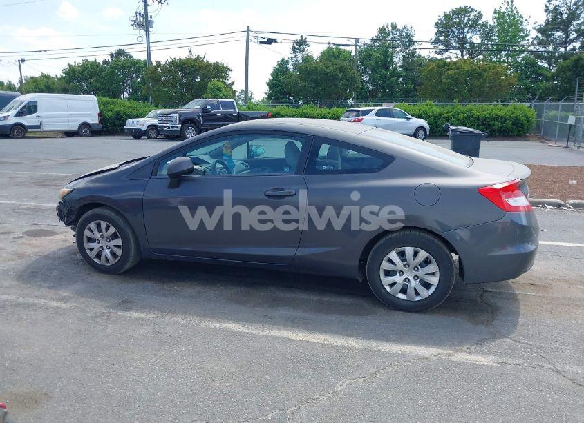 Photo 13 of 2012 Honda Civic LX (VIN 2HGFG3B55CH553356)