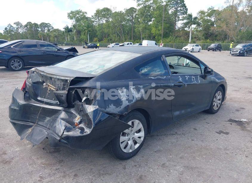 Photo 4 of 2012 Honda Civic LX (VIN 2HGFG3B55CH555477)