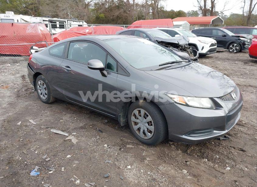 2013 Honda Civic LX (VIN 2HGFG3B55DH531021) main photo