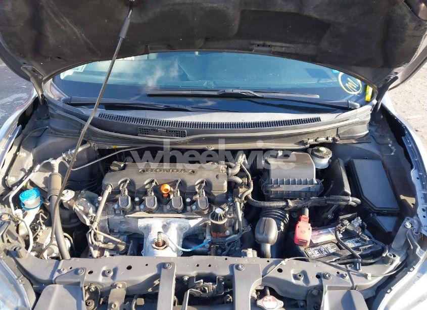 Photo 10 of 2015 Honda Civic LX (VIN 2HGFG3B55FH516778)