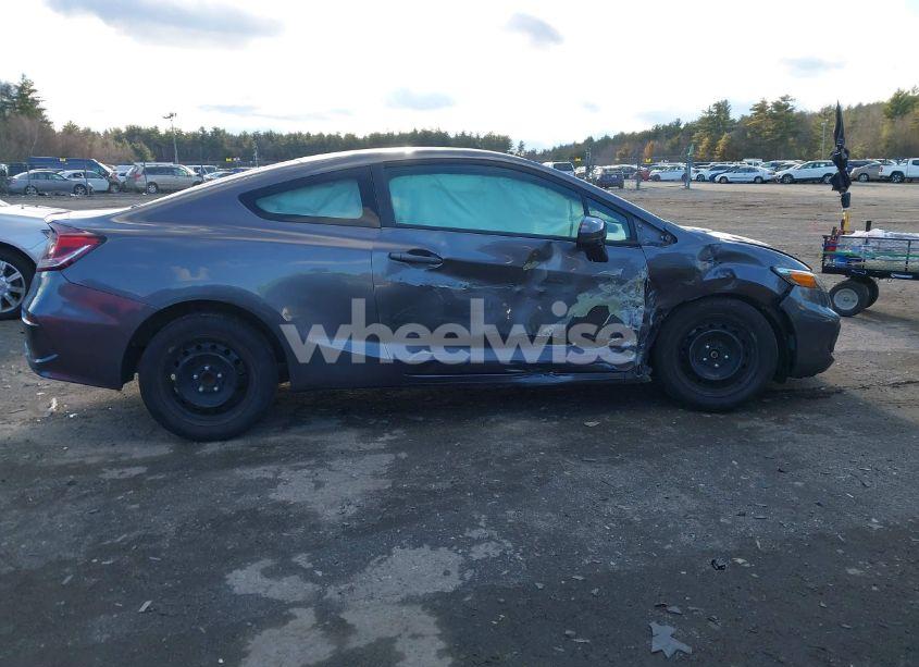 Photo 13 of 2015 Honda Civic LX (VIN 2HGFG3B55FH516778)