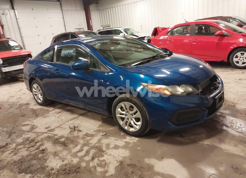 2015 Honda Civic LX (VIN 2HGFG3B55FH531362) main photo
