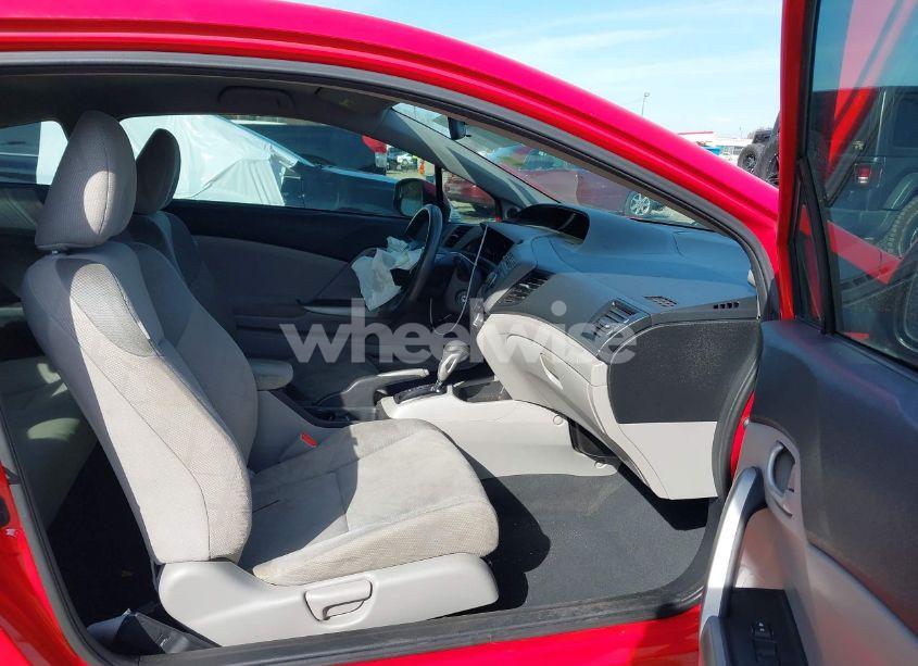 Photo 5 of 2012 Honda Civic LX (VIN 2HGFG3B56CH537246)