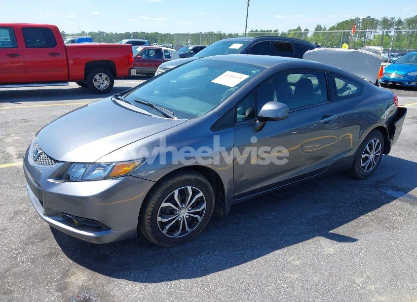Photo 2 of 2012 Honda Civic LX (VIN 2HGFG3B56CH560686)