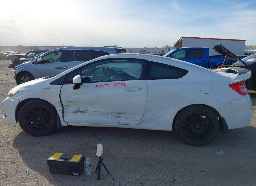 Photo 15 of 2013 Honda Civic LX (VIN 2HGFG3B56DH528757)