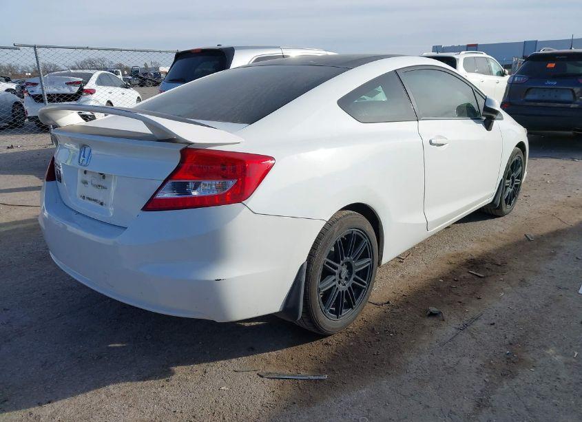 Photo 4 of 2013 Honda Civic LX (VIN 2HGFG3B56DH528757)