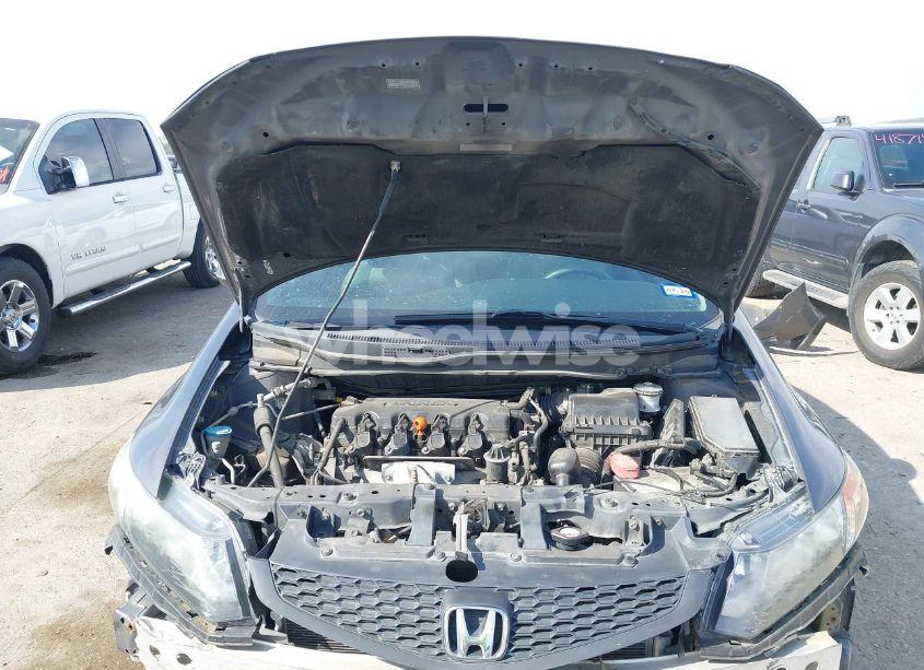 Photo 10 of 2013 Honda Civic LX (VIN 2HGFG3B56DH531836)