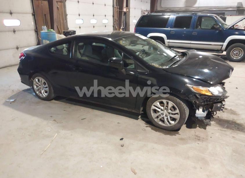 2015 Honda Civic LX (VIN 2HGFG3B56FH530933) main photo