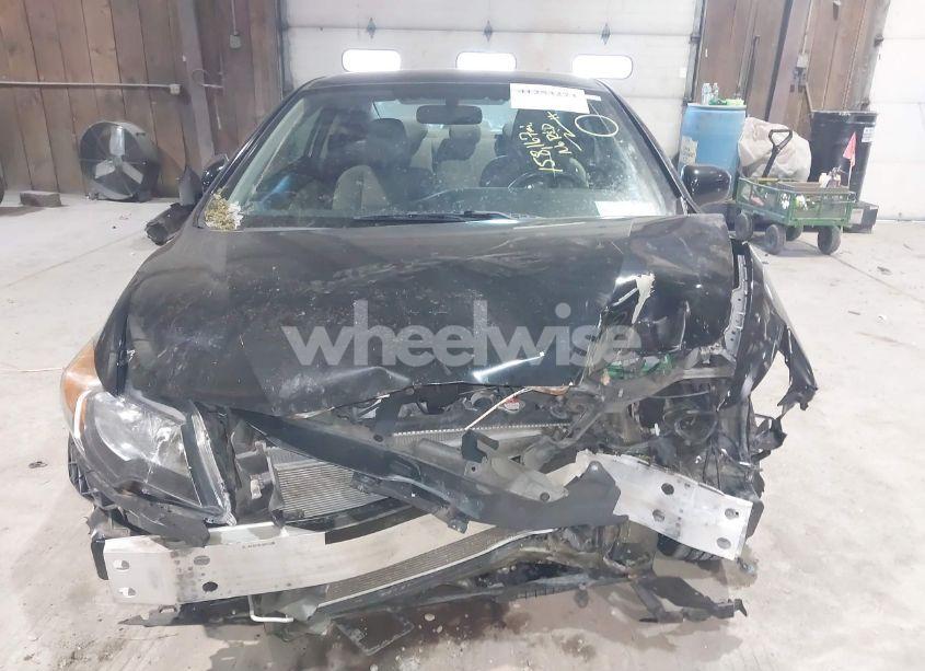 Photo 13 of 2015 Honda Civic LX (VIN 2HGFG3B56FH530933)