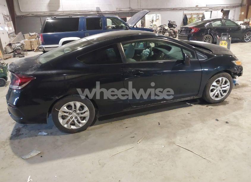 Photo 4 of 2015 Honda Civic LX (VIN 2HGFG3B56FH530933)
