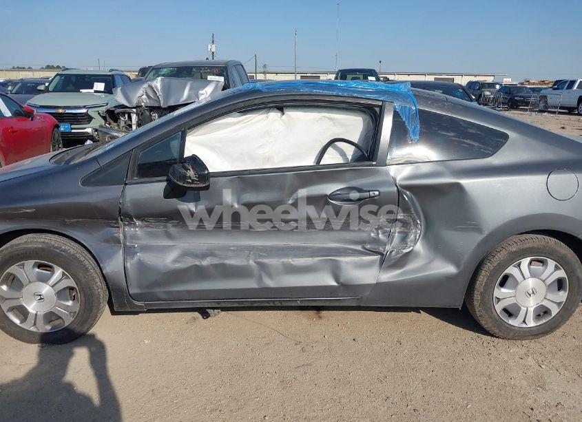 Photo 13 of 2012 Honda Civic LX (VIN 2HGFG3B57CH527373)