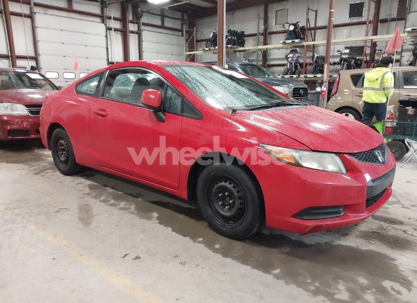 2012 Honda Civic LX (VIN 2HGFG3B57CH555562) main photo