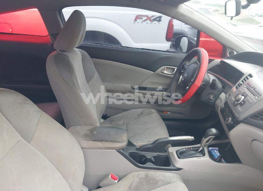 Photo 5 of 2012 Honda Civic LX (VIN 2HGFG3B57CH566349)