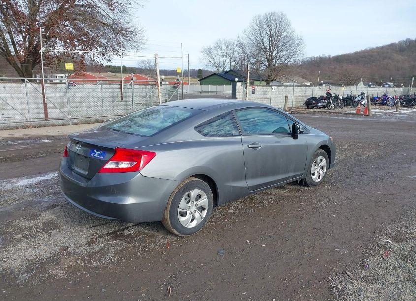 Photo 4 of 2013 Honda Civic LX (VIN 2HGFG3B57DH518447)