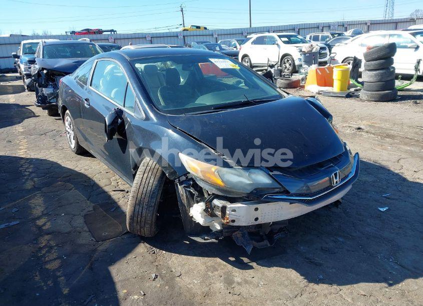 2015 Honda Civic LX (VIN 2HGFG3B57FH516569) main photo