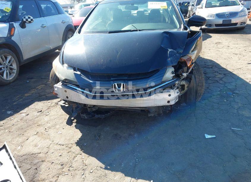 Photo 6 of 2015 Honda Civic LX (VIN 2HGFG3B57FH516569)