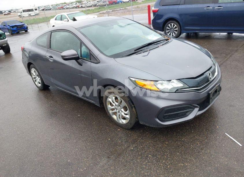 2015 Honda Civic LX (VIN 2HGFG3B57FH522436) main photo
