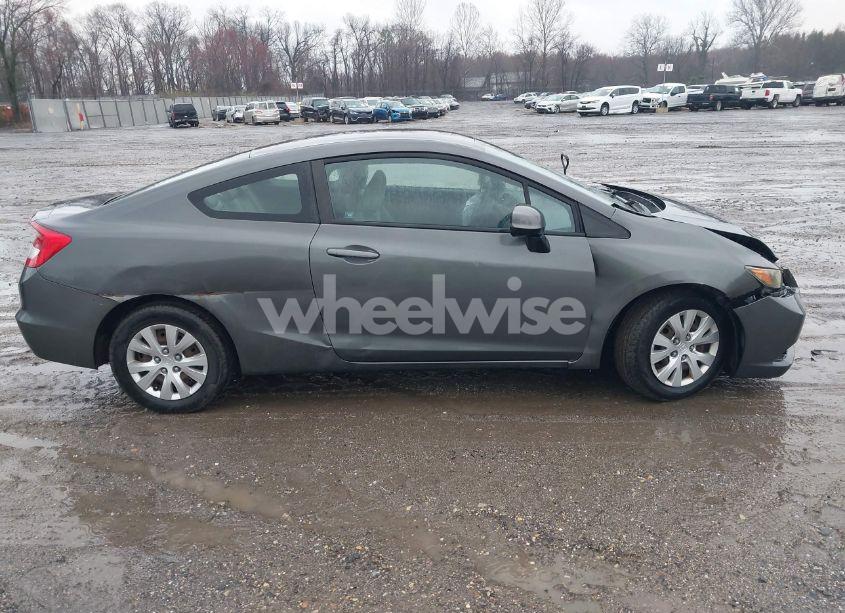 Photo 13 of 2012 Honda Civic LX (VIN 2HGFG3B58CH505205)