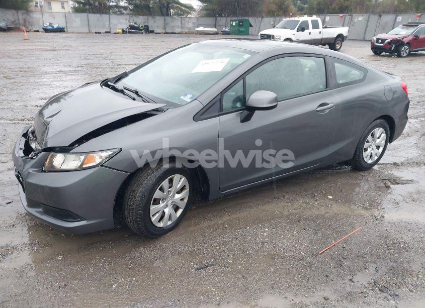 Photo 2 of 2012 Honda Civic LX (VIN 2HGFG3B58CH505205)