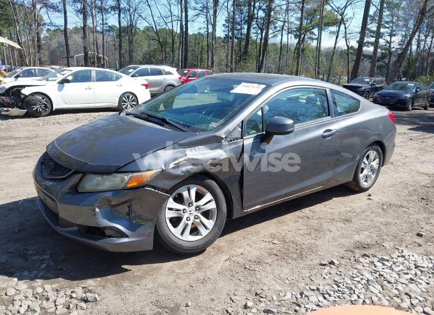 Photo 2 of 2012 Honda Civic LX (VIN 2HGFG3B58CH533618)