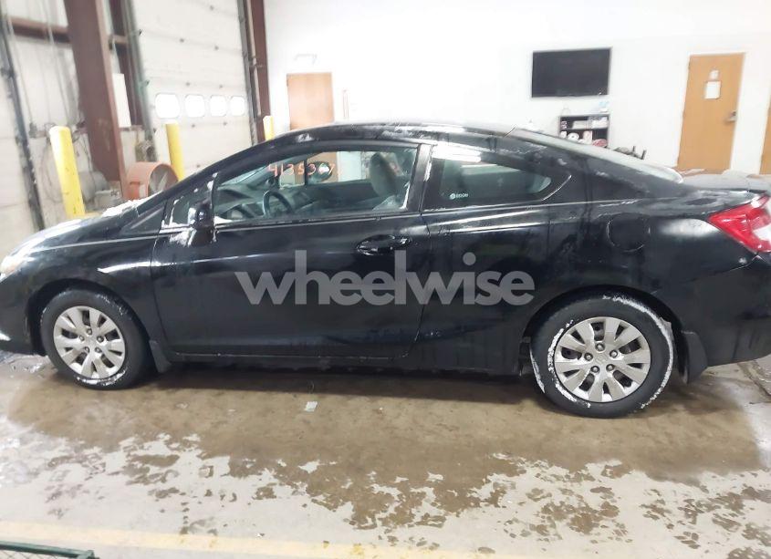 Photo 14 of 2012 Honda Civic LX (VIN 2HGFG3B58CH553433)