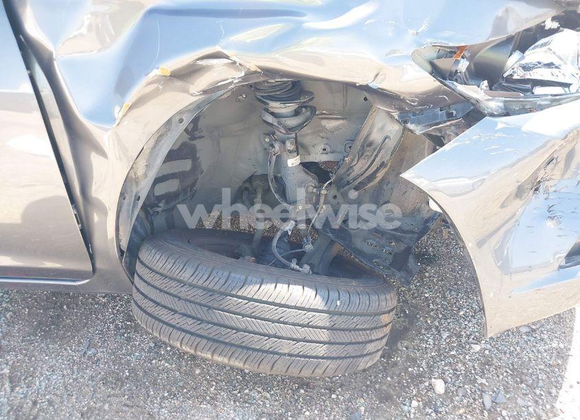 Photo 6 of 2012 Honda Civic LX (VIN 2HGFG3B58CH560673)