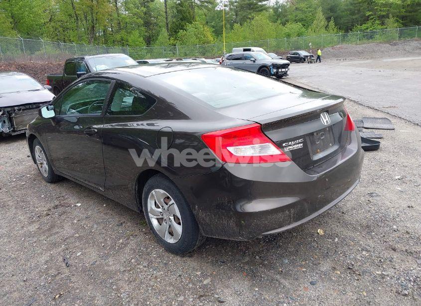 Photo 3 of 2013 Honda Civic LX (VIN 2HGFG3B58DH504959)
