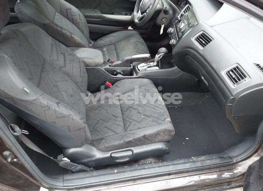 Photo 5 of 2013 Honda Civic LX (VIN 2HGFG3B58DH504959)