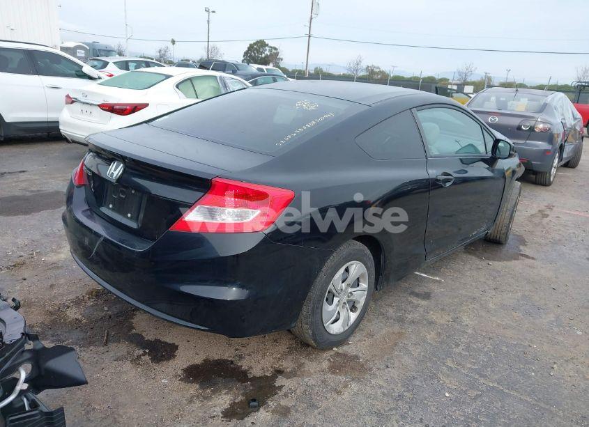 Photo 4 of 2013 Honda Civic LX (VIN 2HGFG3B58DH507943)