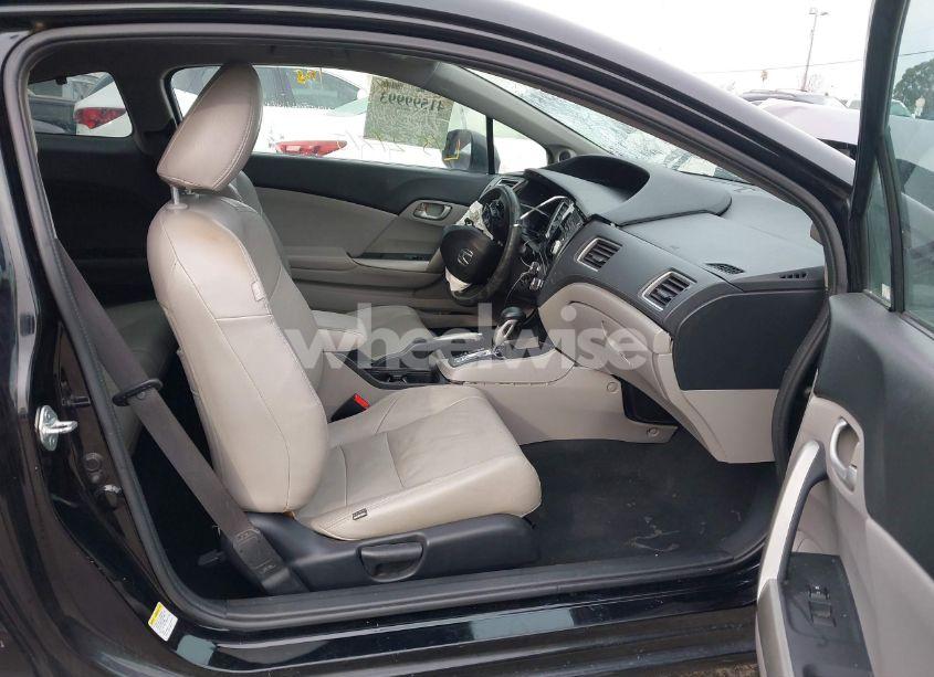 Photo 5 of 2013 Honda Civic LX (VIN 2HGFG3B58DH507943)