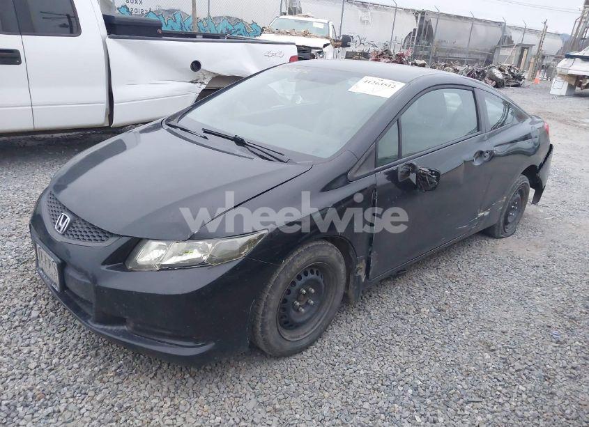 Photo 2 of 2013 Honda Civic LX (VIN 2HGFG3B58DH513290)