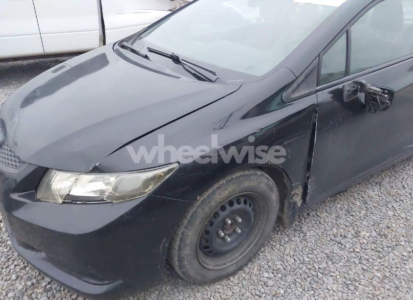 Photo 6 of 2013 Honda Civic LX (VIN 2HGFG3B58DH513290)