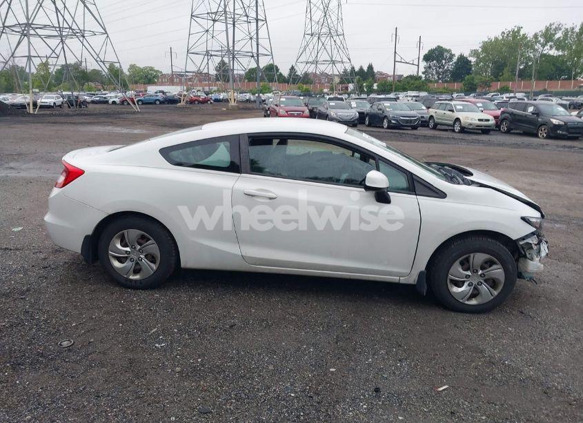 Photo 14 of 2013 Honda Civic LX (VIN 2HGFG3B58DH516433)