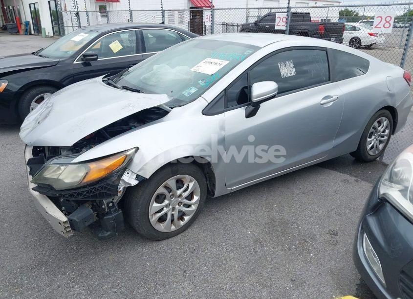 Photo 2 of 2014 Honda Civic LX (VIN 2HGFG3B58EH515767)