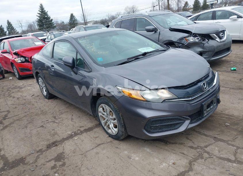 2015 Honda Civic LX (VIN 2HGFG3B58FH504642) main photo