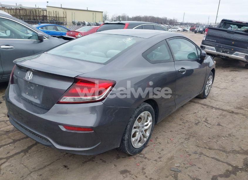 Photo 4 of 2015 Honda Civic LX (VIN 2HGFG3B58FH504642)