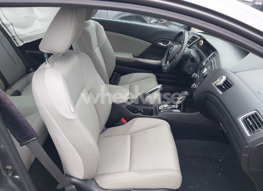Photo 5 of 2015 Honda Civic LX (VIN 2HGFG3B58FH504642)