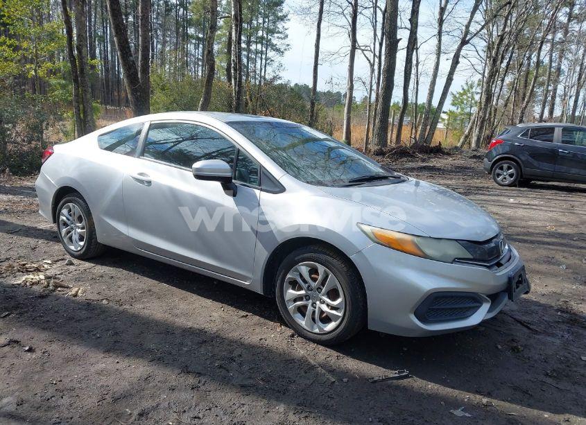 2015 Honda Civic LX (VIN 2HGFG3B58FH520064) main photo