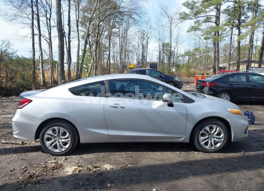 Photo 13 of 2015 Honda Civic LX (VIN 2HGFG3B58FH520064)