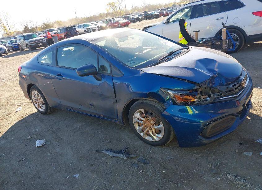2015 Honda Civic LX (VIN 2HGFG3B58FH529881) main photo