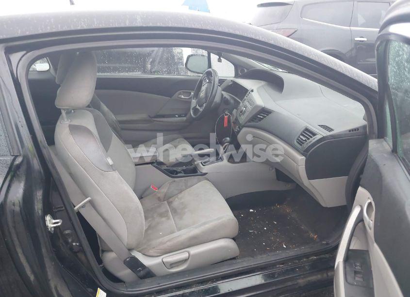 Photo 5 of 2012 Honda Civic LX (VIN 2HGFG3B59CH531392)