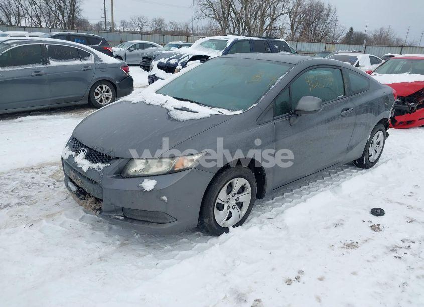 Photo 2 of 2013 Honda Civic LX (VIN 2HGFG3B59DH515601)