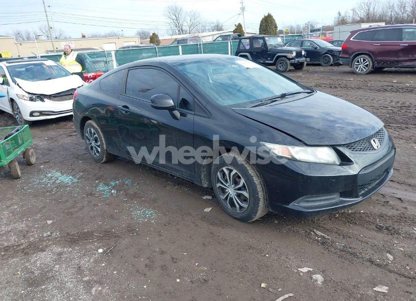 2013 Honda Civic LX (VIN 2HGFG3B59DH517140) main photo