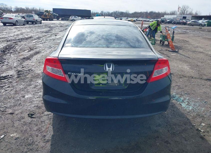 Photo 16 of 2013 Honda Civic LX (VIN 2HGFG3B59DH517140)