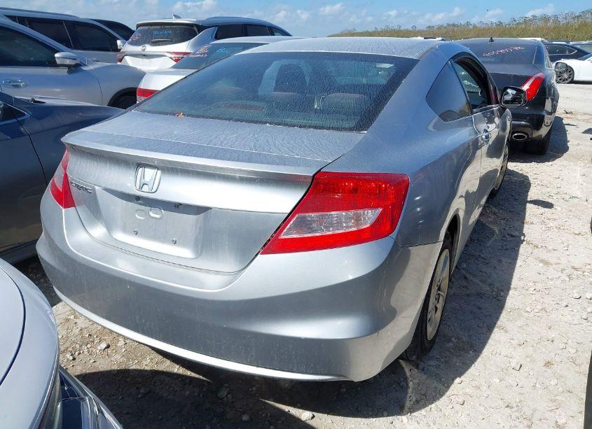 Photo 4 of 2013 Honda Civic LX (VIN 2HGFG3B59DH519521)